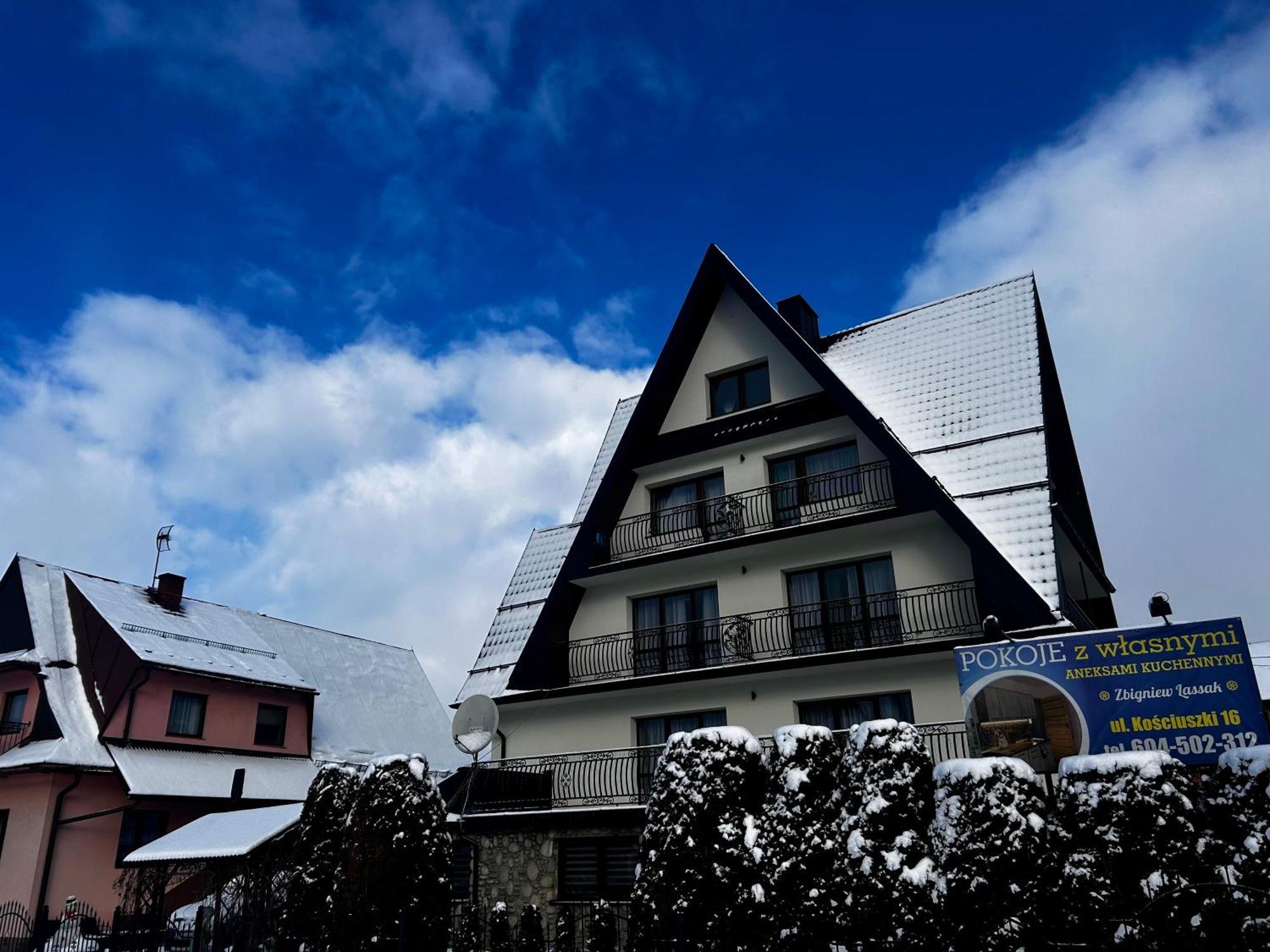 Pokoje Z Wlasnymi Aneksami Kuchennymi - Zbigniew Lassak Biały Dunajec Exterior foto